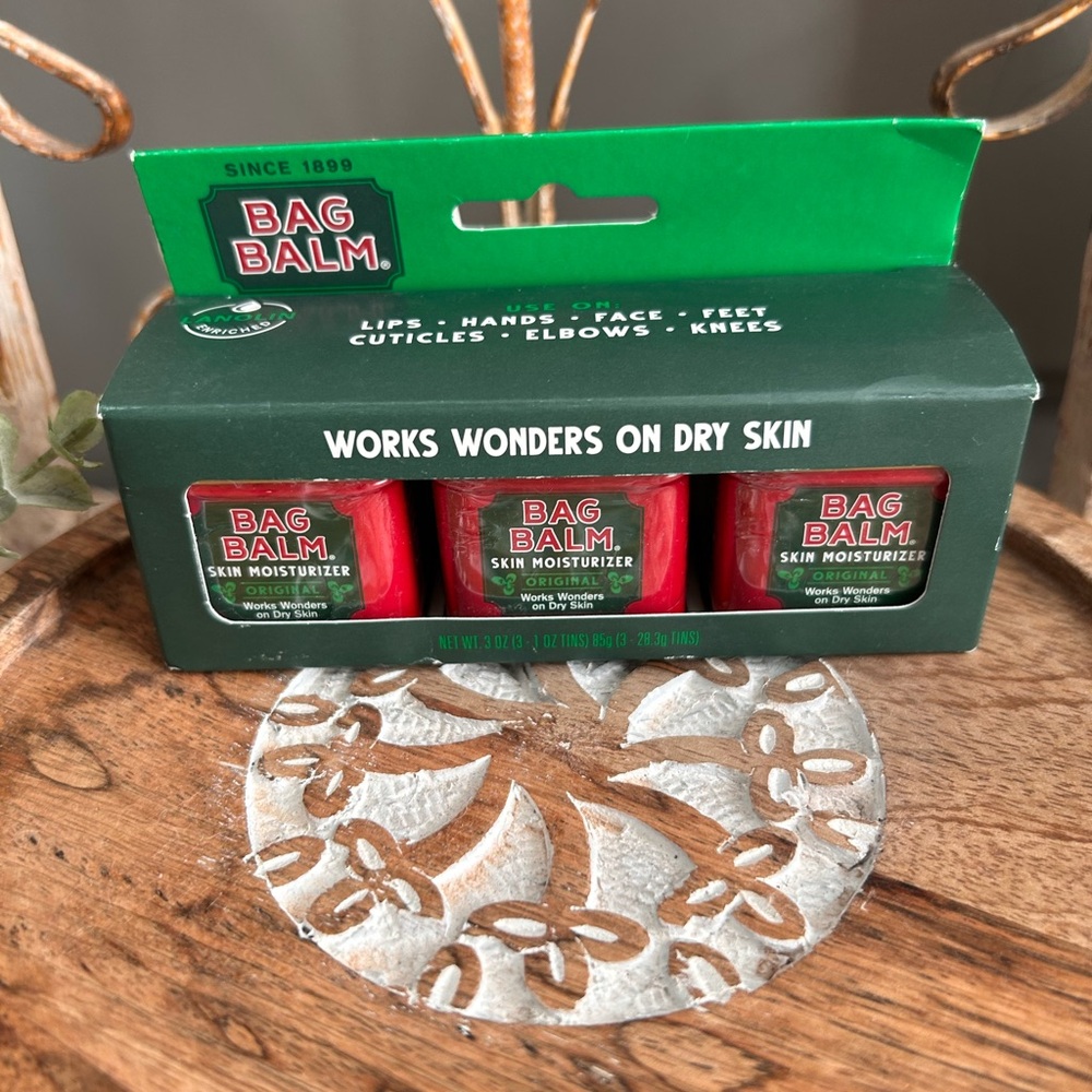 Bag Balm Original Skin Moisturizer in 1 oz tins set of 3 - Picture 2 of 4